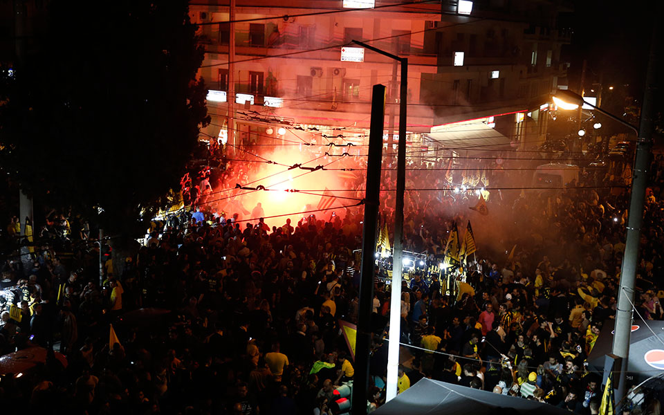 Πανηγυρική στέψη για την ΑΕΚ (φωτογραφίες)-5