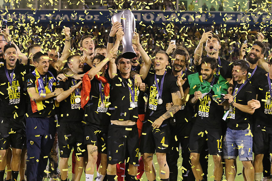 Πανηγυρική στέψη για την ΑΕΚ (φωτογραφίες)-2