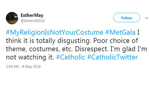 H RiRi εμφανίστηκε ως θηλυκός Πάπας και το Twitter την ”σταύρωσε”-3