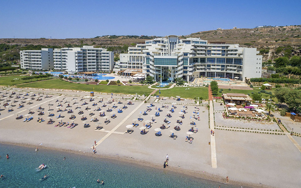 Γαλάζιες σημαίες: Οι πιο καθαρές παραλίες για το 2018-10