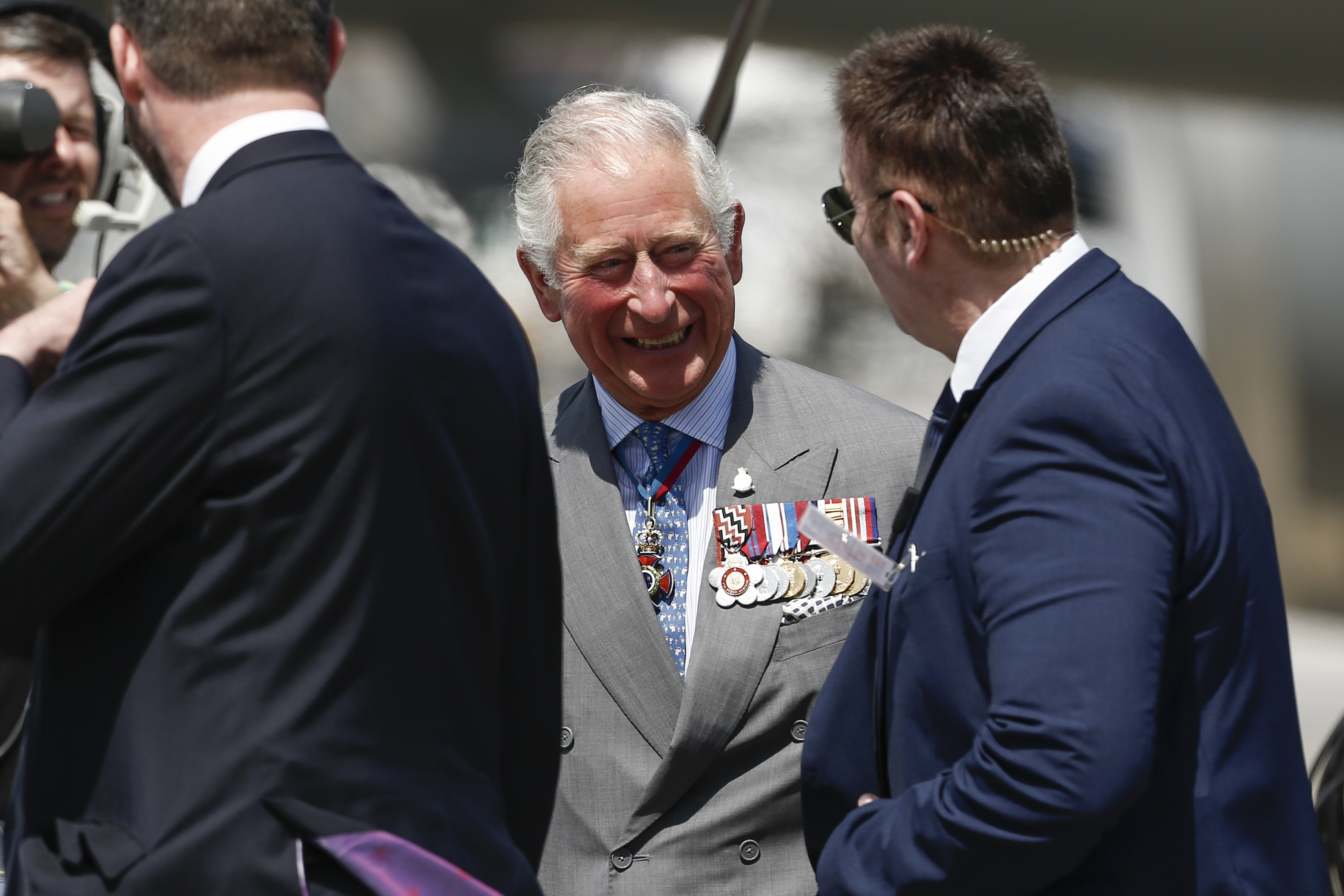 Στην Ελλάδα Κάρολος – Καμίλα: «Εχω μόνο θερμά λόγια για τη σχέση των δύο χωρών» (φωτό-βίντεο)-6