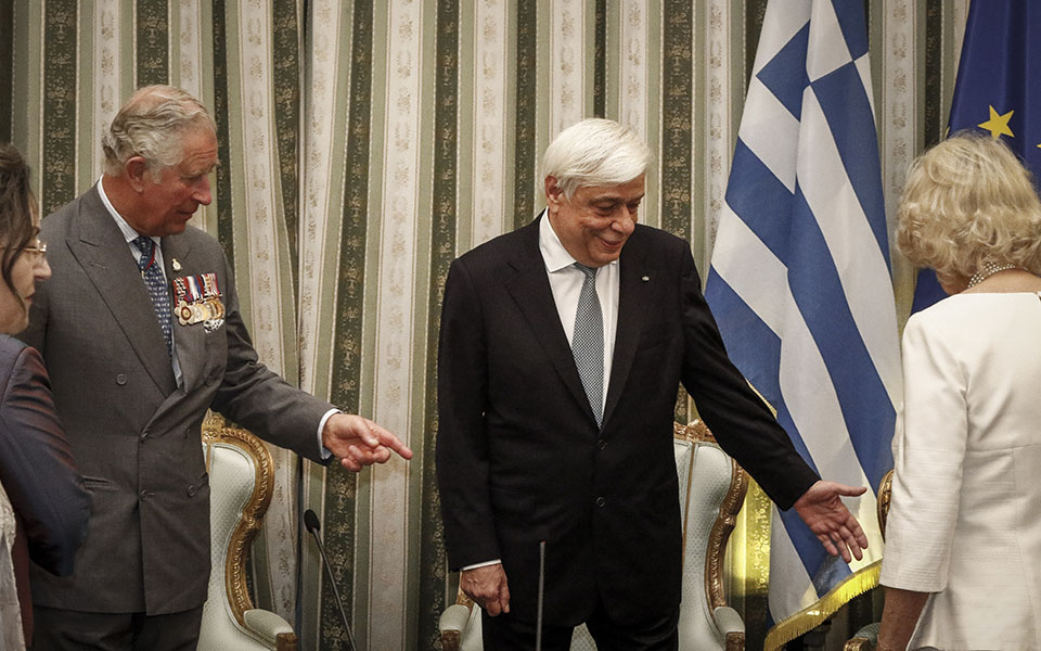 Στην Ελλάδα Κάρολος – Καμίλα: «Εχω μόνο θερμά λόγια για τη σχέση των δύο χωρών» (φωτό-βίντεο)-22