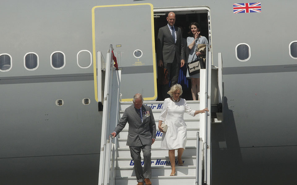 Στην Ελλάδα Κάρολος – Καμίλα: «Εχω μόνο θερμά λόγια για τη σχέση των δύο χωρών» (φωτό-βίντεο)-8