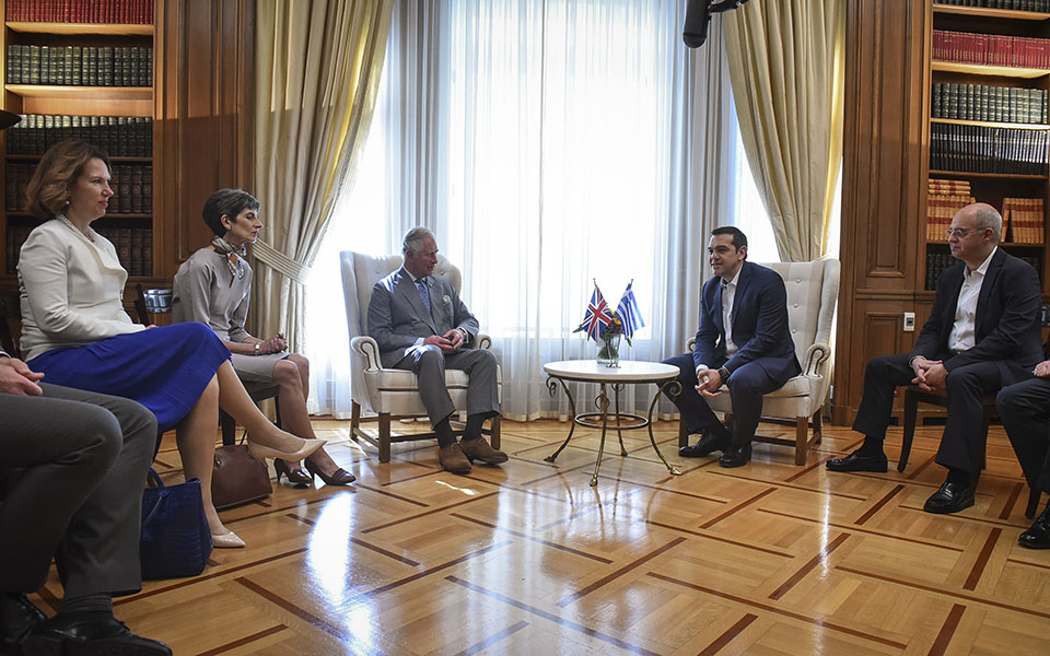 Στην Ελλάδα Κάρολος – Καμίλα: «Εχω μόνο θερμά λόγια για τη σχέση των δύο χωρών» (φωτό-βίντεο)-42