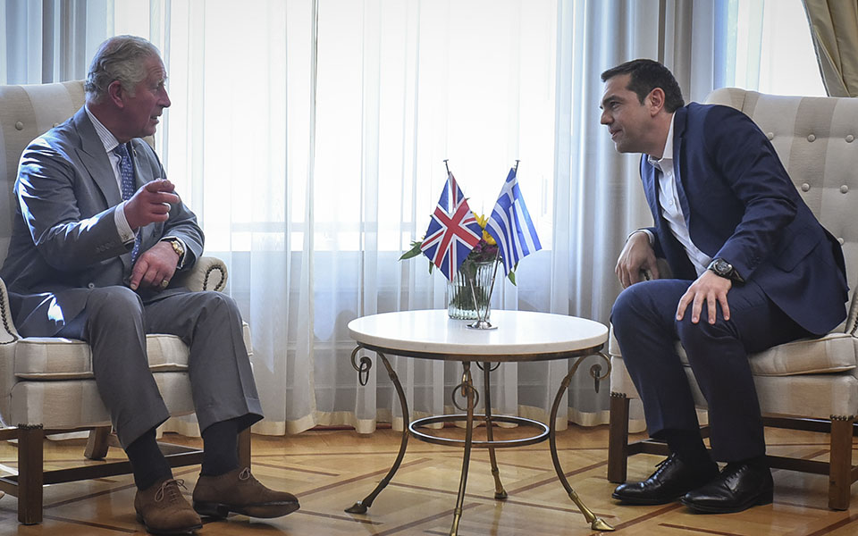 Στην Ελλάδα Κάρολος – Καμίλα: «Εχω μόνο θερμά λόγια για τη σχέση των δύο χωρών» (φωτό-βίντεο)-43