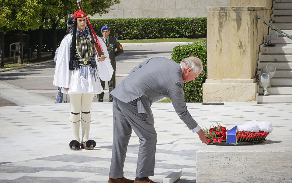 Στην Ελλάδα Κάρολος – Καμίλα: «Εχω μόνο θερμά λόγια για τη σχέση των δύο χωρών» (φωτό-βίντεο)-11