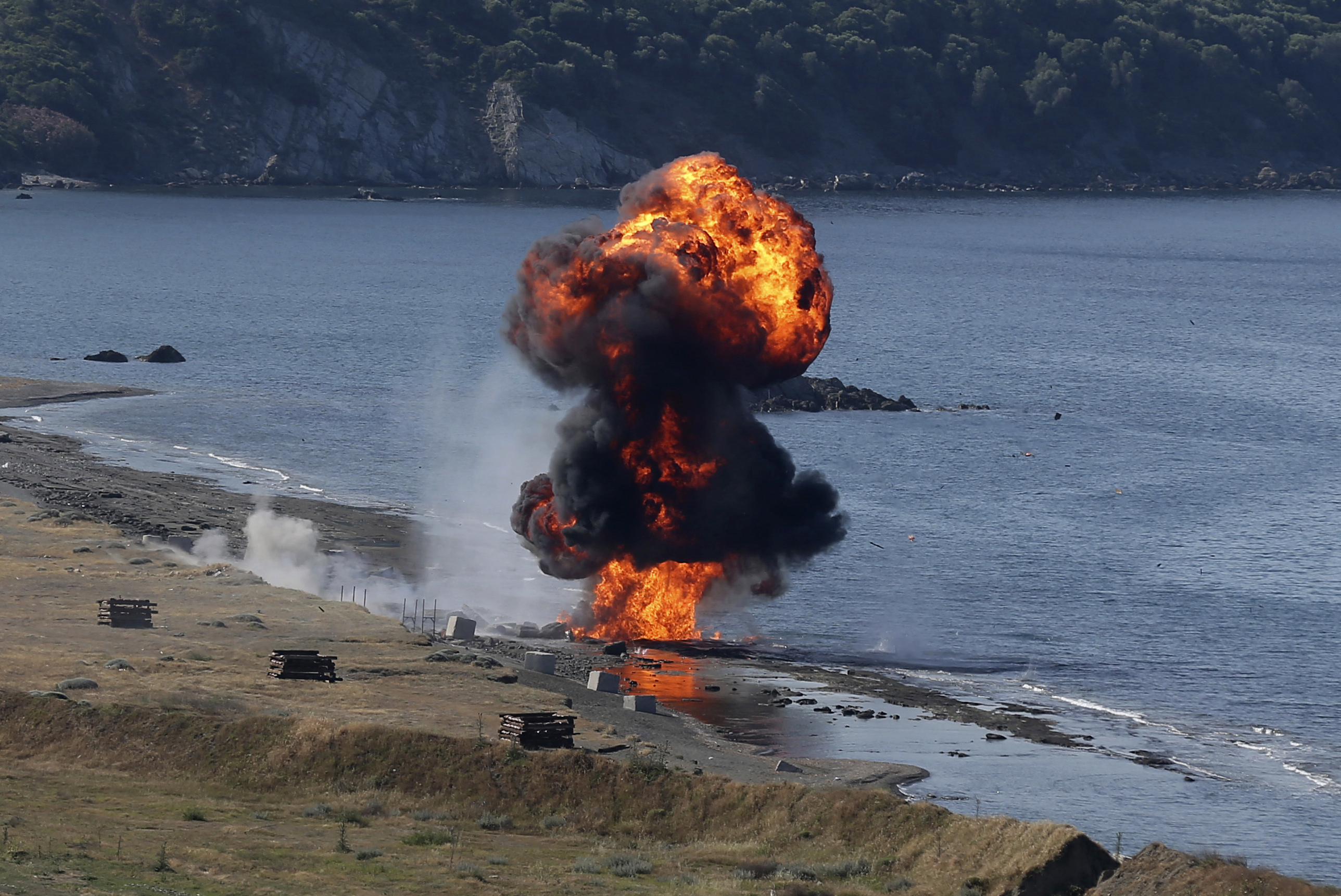 Μεγάλη τουρκική στρατιωτική άσκηση στη Σμύρνη (φωτογραφίες)-3