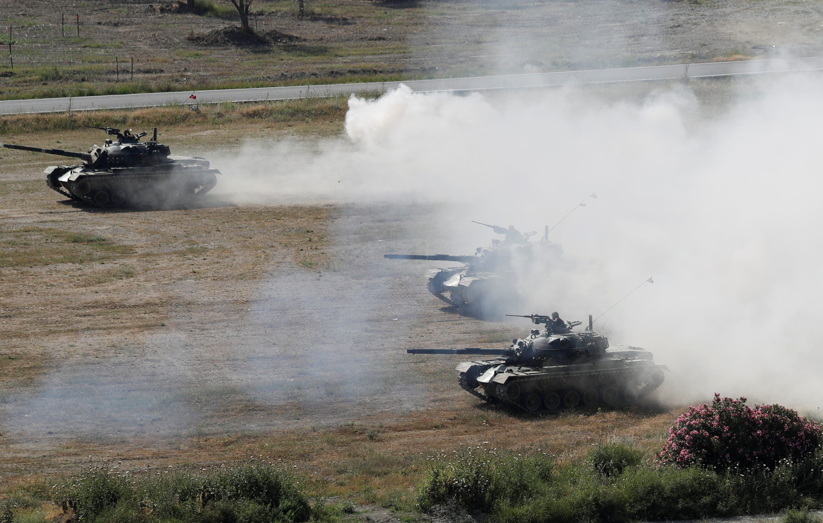 Μεγάλη τουρκική στρατιωτική άσκηση στη Σμύρνη (φωτογραφίες)-15