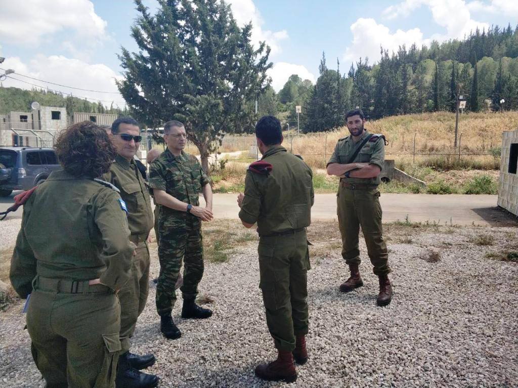 Επίσκεψη του αρχηγού ΓΕΣ στο Ισραήλ (φωτό)-8