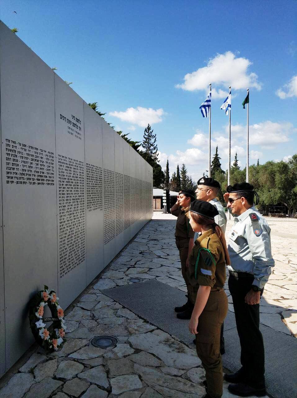 Επίσκεψη του αρχηγού ΓΕΣ στο Ισραήλ (φωτό)-4