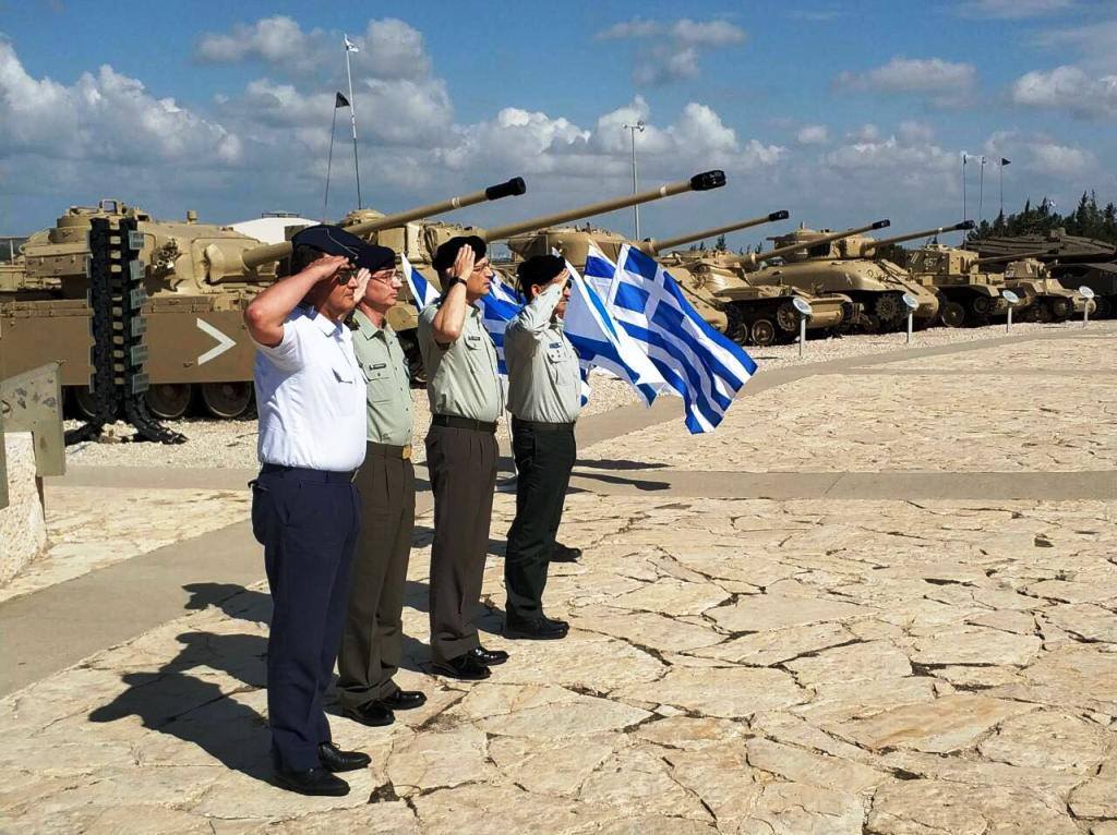 Επίσκεψη του αρχηγού ΓΕΣ στο Ισραήλ (φωτό)-7