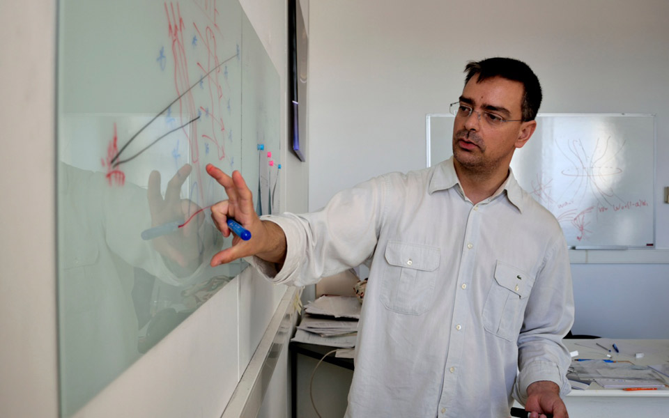 Πώς γεννιούνται τα άστρα – Ελληνες επιστήμονες ρίχνουν φως στη διαδικασία-2