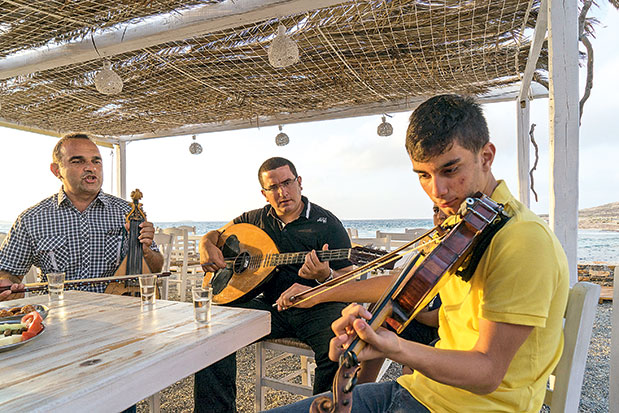 Κάσος: «Προτέρημα της οι άνθρωποι»-2