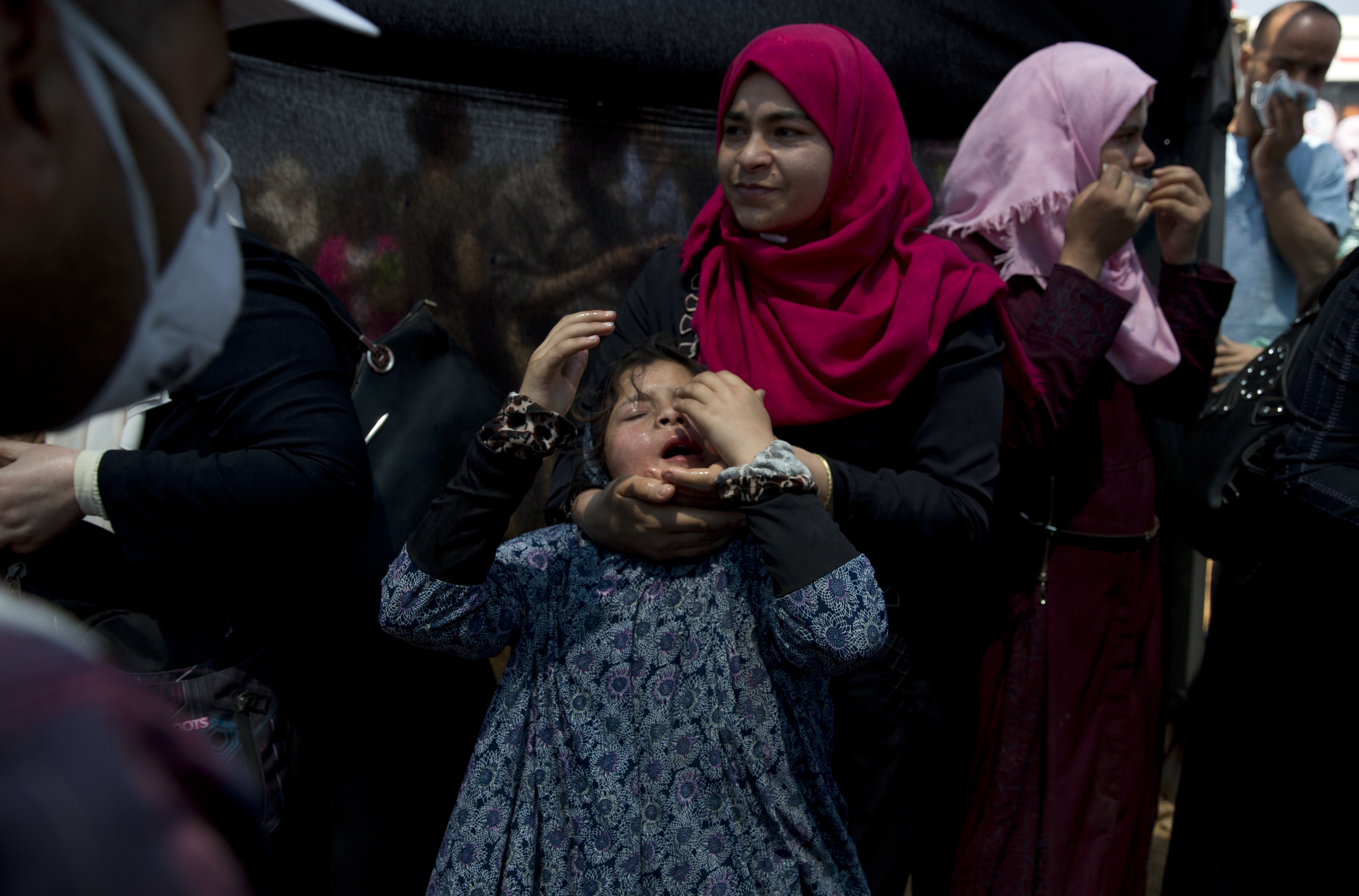 Διεθνής ανησυχία για την ανάφλεξη στη Γάζα – 59 νεκροί και πάνω από 2700 οι τραυματίες (φωτογραφίες)-13