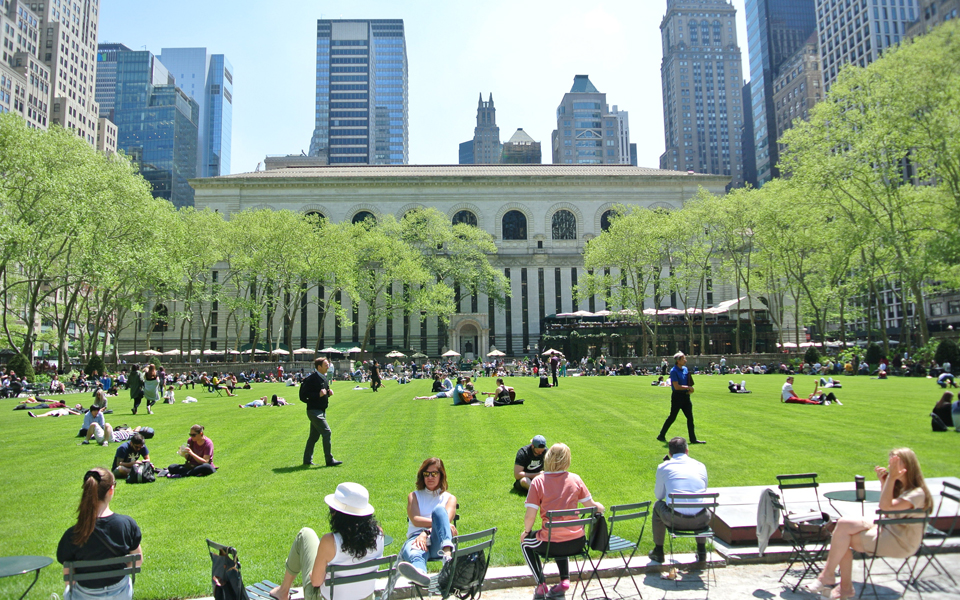Ιεροτελεστία στον ναό της γνώσης-1