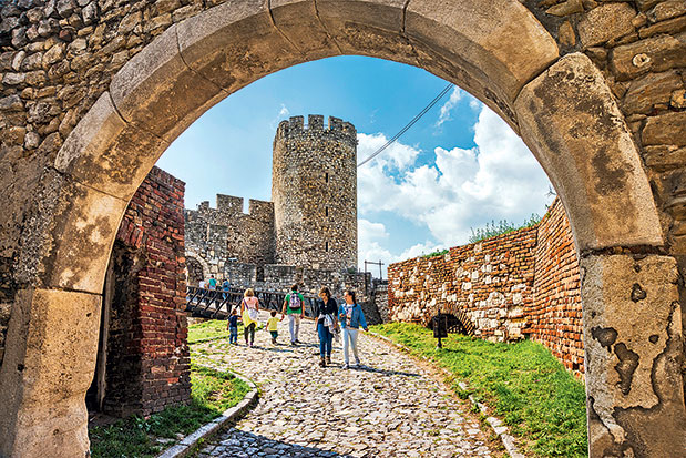 Βελιγράδι: Έξω καρδιά-4