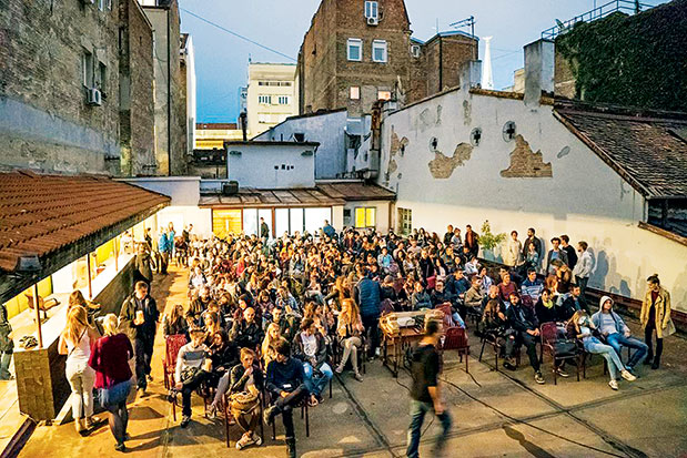 Βελιγράδι: Έξω καρδιά-8