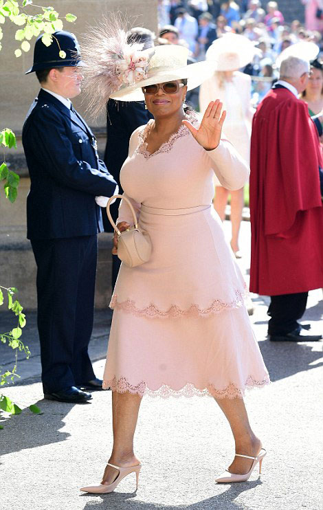 H Amal Clooney, η Victoria Beckham και οι άλλες στον γάμο της χρονιάς…-4