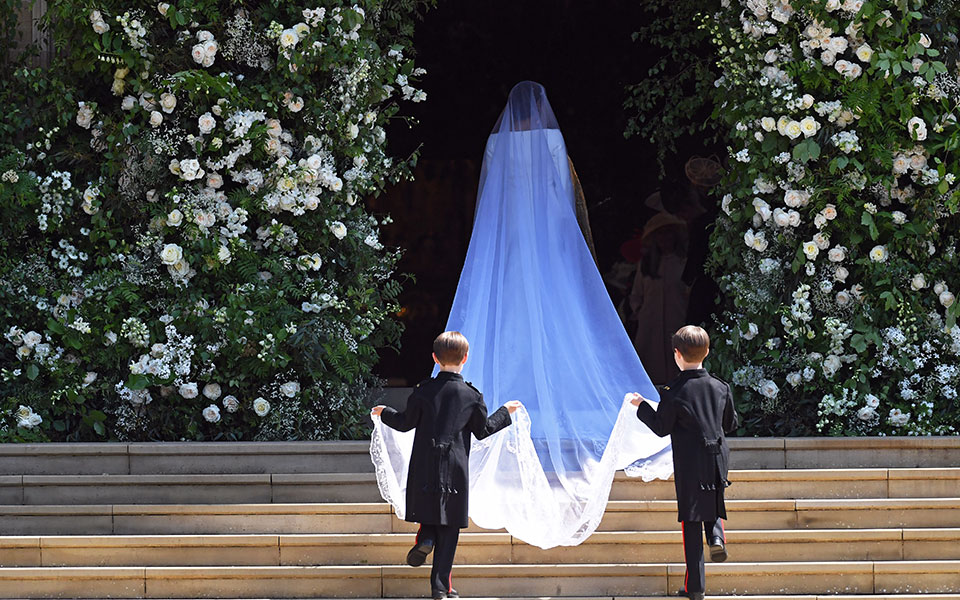 Με λαμπρότητα, βρετανική παράδοση αλλά και καινοτομίες ο βασιλικός γάμος-5
