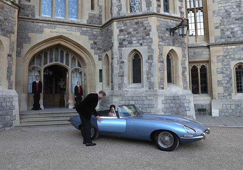 Meghan Markle: H Δούκισσα του Sussex μας δείχνει το δαχτυλίδι της Diana-3