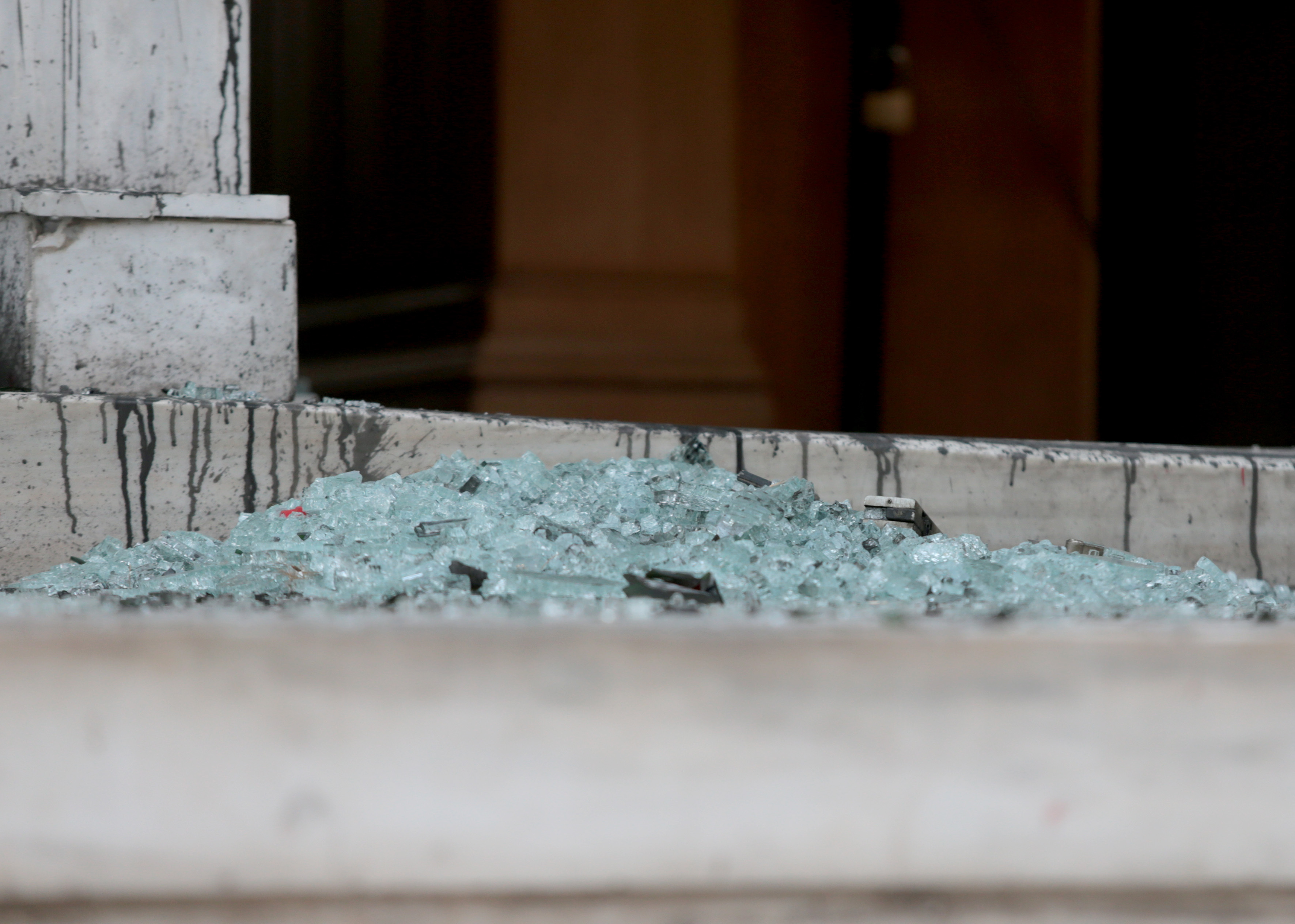 Συντονισμένη η επίθεση αναρχικών στο ΣτΕ – Σοβαρά ερωτήματα για τα αντανακλαστικά της ΕΛ.ΑΣ.-2