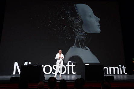 Το Microsoft Summit 2018 φέρνει το αύριο στο σήμερα και εντυπωσιάζει-1