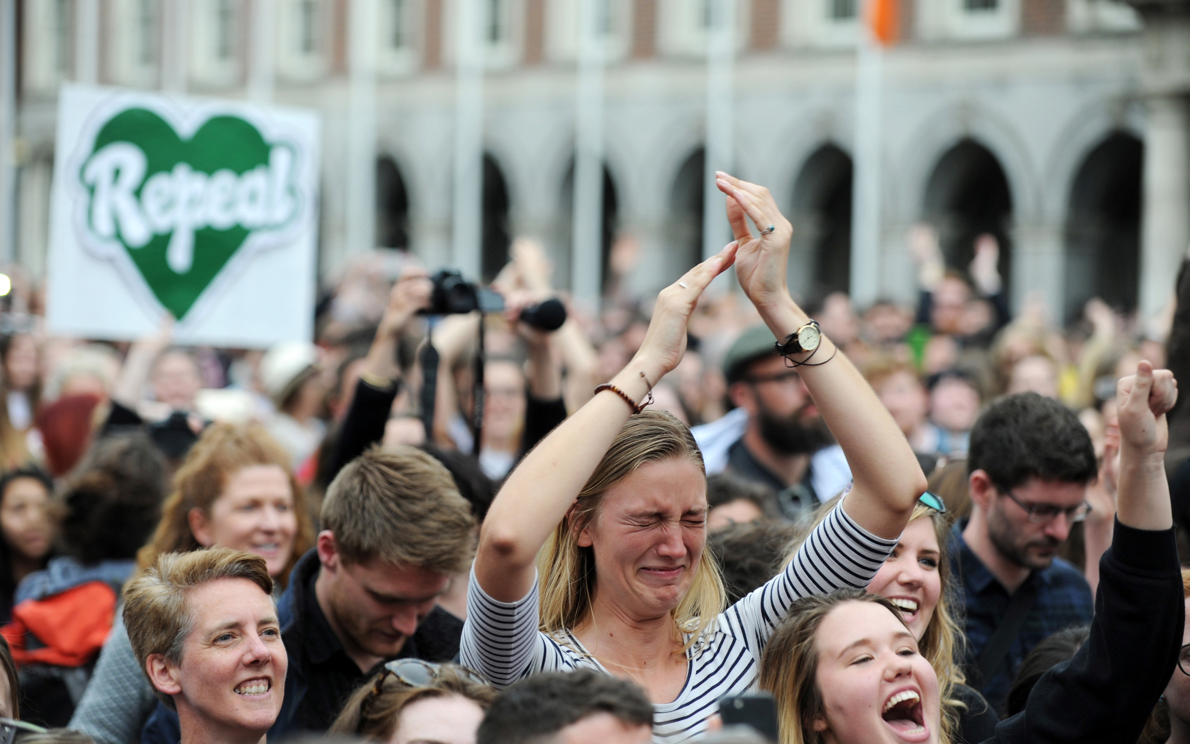 Ιρλανδία: Το 66,4% ψήφισε υπέρ της νομιμοποίησης των αμβλώσεων-1