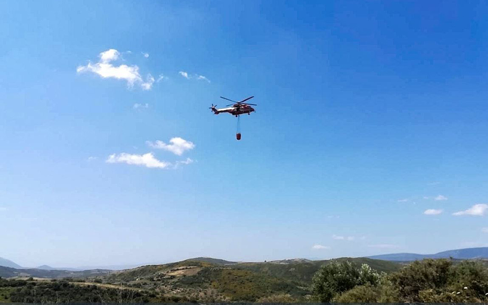 Υπό έλεγχο η φωτιά στην Κύμη-1