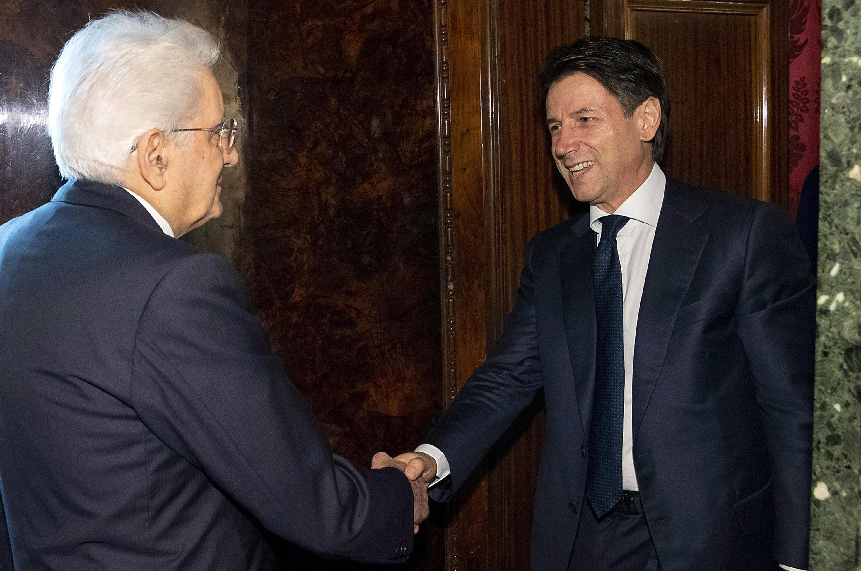 Σε πολιτική κρίση βυθίζεται η Ιταλία μετά το βέτο Ματαρέλα-1