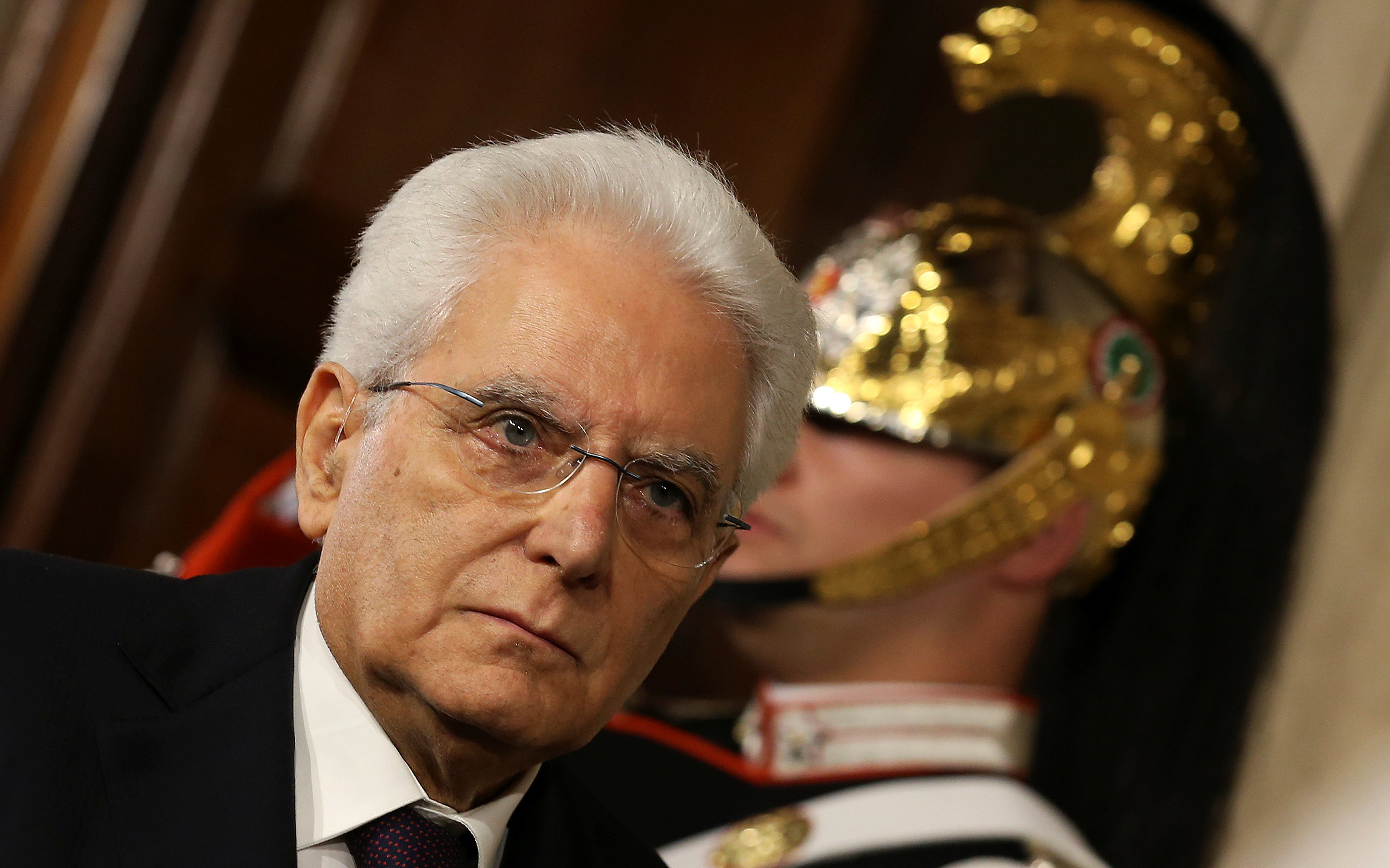 Στο κόκκινο το πολιτικό θερμόμετρο στην Ιταλία – Εντολή σχηματισμού κυβέρνησης στον Κοταρέλι-1