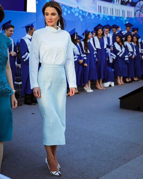 6 λόγοι για τους οποίους πιστεύουμε ότι η Βασίλισσα Ράνια είναι η πιο στιλάτη royal-7