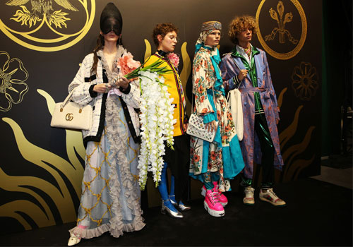 To cruise show του Gucci στην αρχαία νεκρόπολη της Αρλ-1