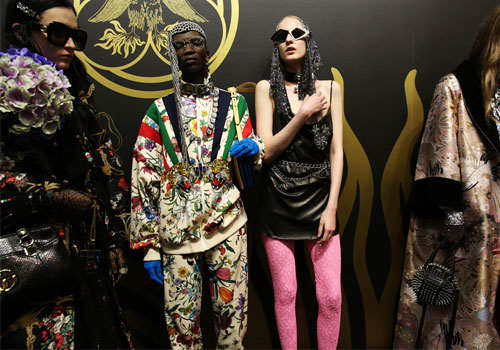 To cruise show του Gucci στην αρχαία νεκρόπολη της Αρλ-2