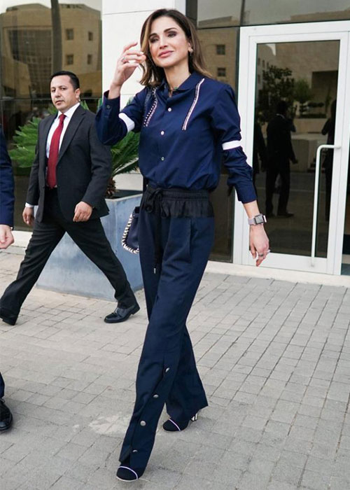 6 λόγοι για τους οποίους πιστεύουμε ότι η Βασίλισσα Ράνια είναι η πιο στιλάτη royal-1