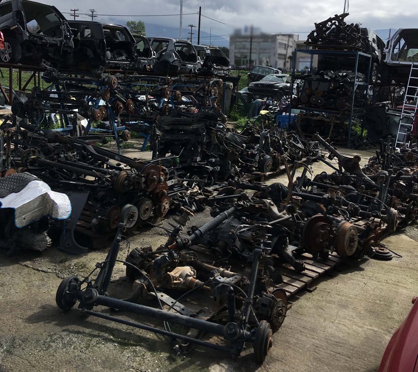 Ως ανταλλακτικά σε μάντρα της Θεσσαλονίκης πωλούνταν κλεμμένα αυτοκίνητα από την Αθήνα (φωτογραφίες)-2