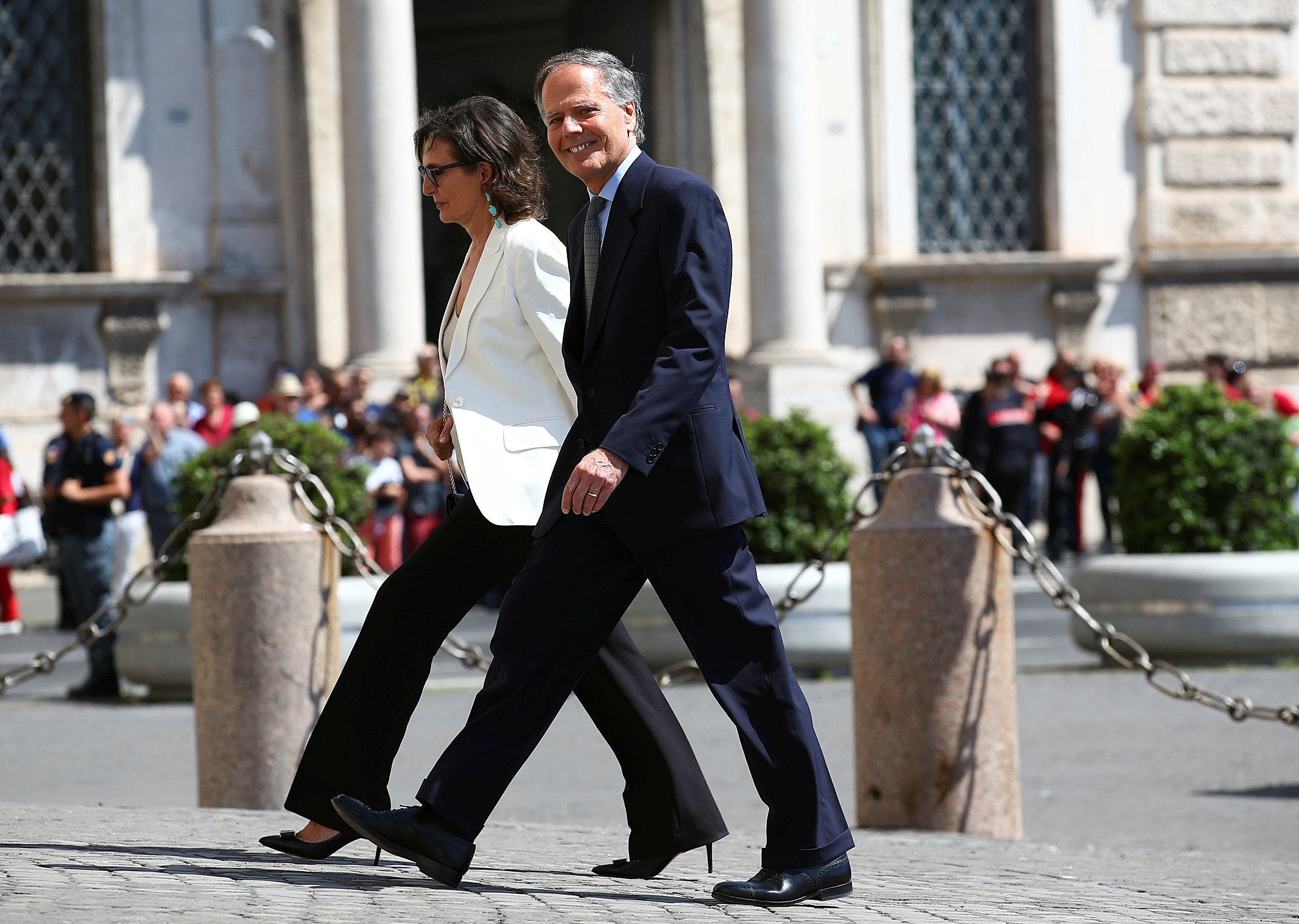 Ιταλία: Νέος πρωθυπουργός ορκίστηκε ο Τζουζέπε Κόντε – Ολόκληρη η σύνθεση της κυβέρνησης-3