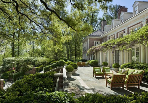 Η Τζάκι Κένεντι «παραδίδεται» στη Σαουδική Αραβία για 43 εκατ. δολάρια-8