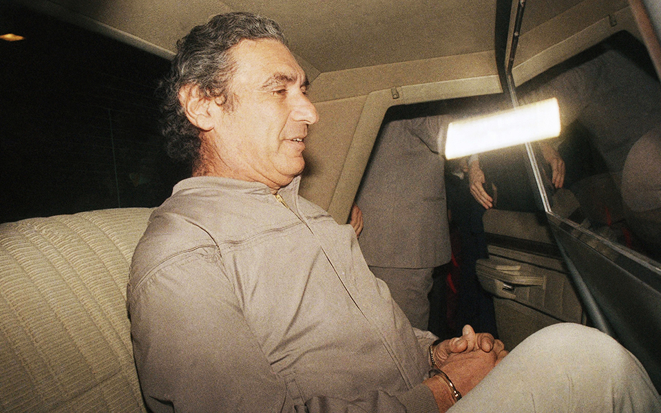 Τέσσερις αναστάσεις περίπου… νεκρών-1