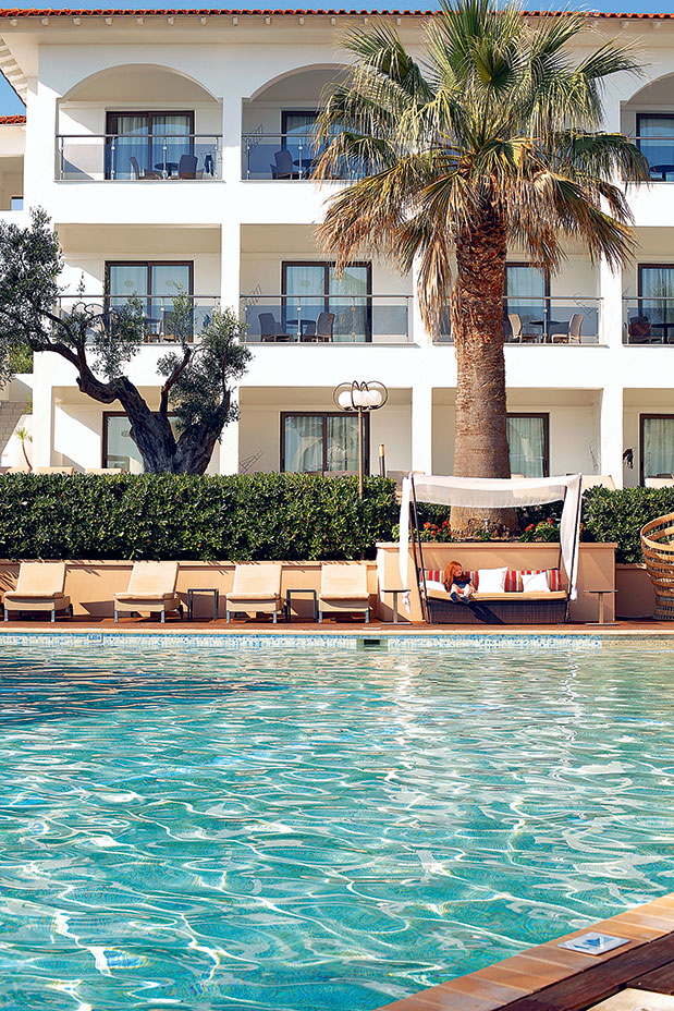 Στον αστερισμό της Xαλκιδικής-9