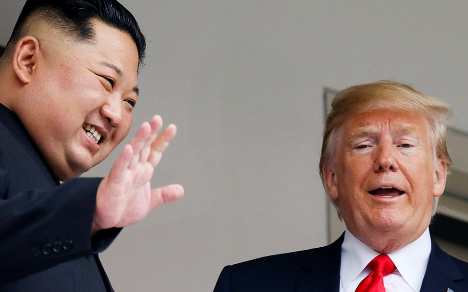 Η ιστορική συνάντηση Ντόναλντ Τραμπ – Κιμ Γιονγκ Ουν που διήρκησε 41 λεπτά-3