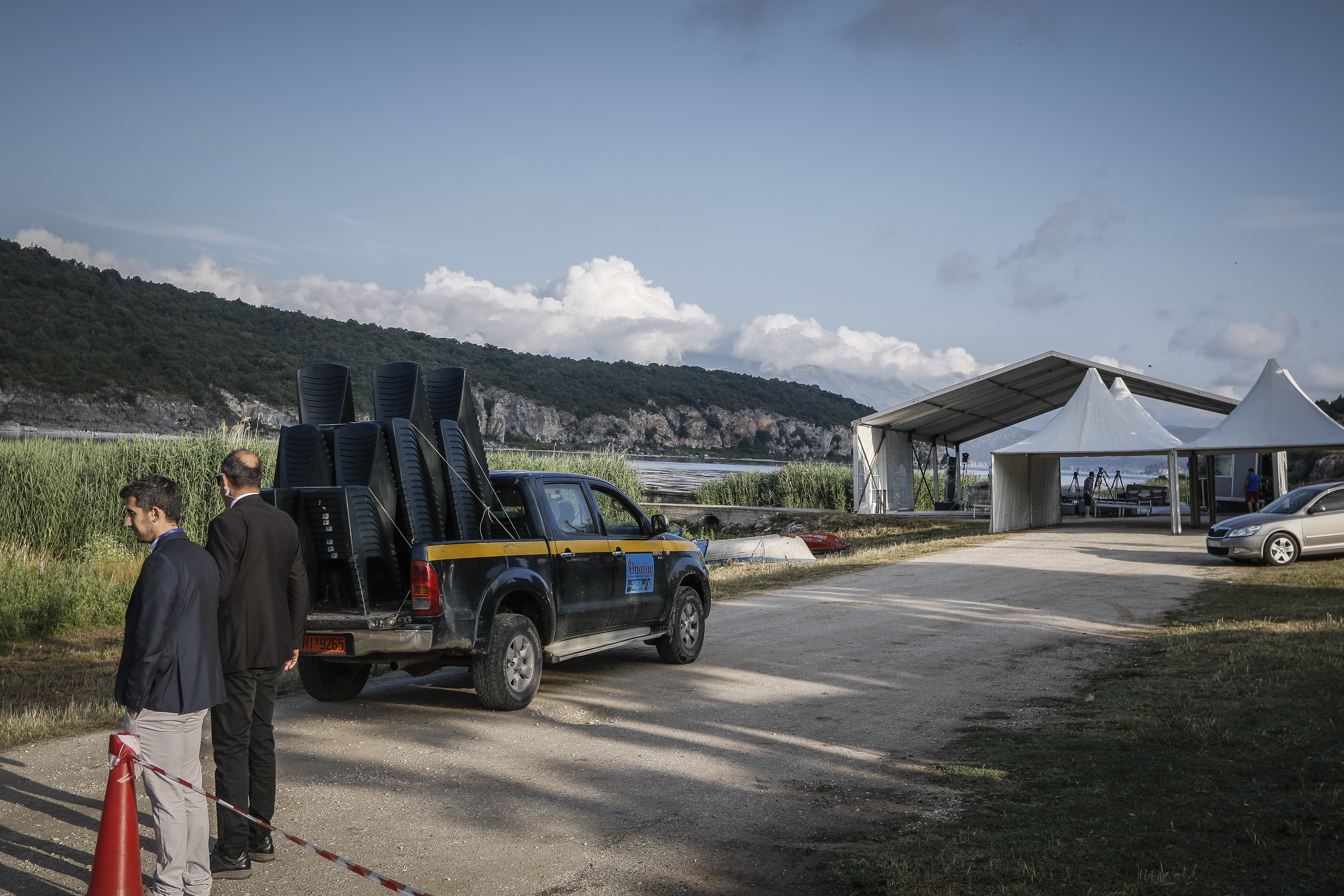 Καρέ – καρέ το «τελετουργικό» στις Πρέσπες-21