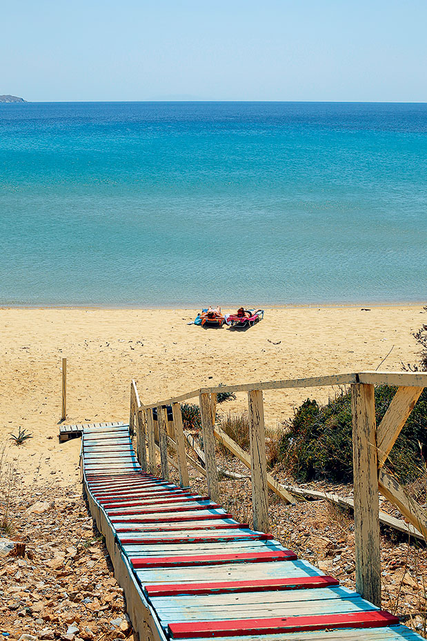 Άνδρος: Πολλά νησιά σε ένα-14