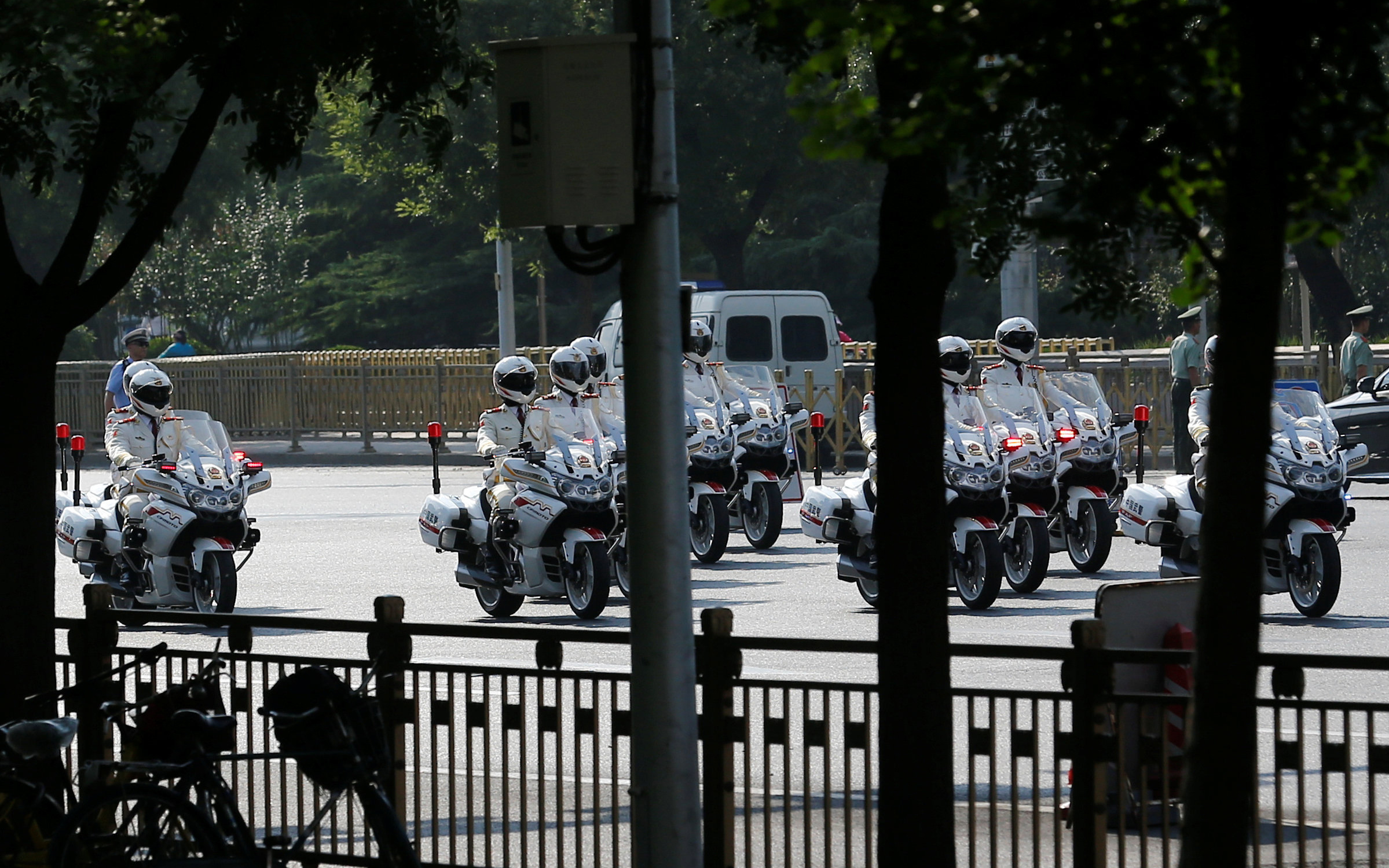 Ο Κινέζος πρόεδρος πλέκει το εγκώμιο του Κιμ και υπόσχεται υποστήριξη στην Πιονγκγιάνγκ-2