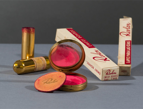 Η γκαρνταρόμπα της Frida ταξιδεύει για πρώτη φορά στο Λονδίνο-3