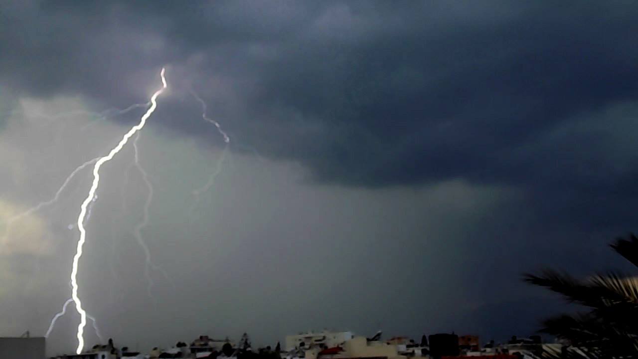 Το πέρασμα του «Μίνωα» από την Κρήτη: Βροχή, αστραπές, κεραυνοί-3