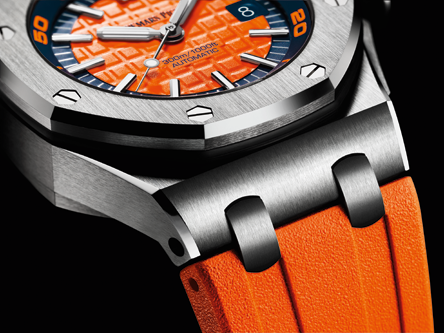 AUDEMARS PIGUET Royal Oak Offshore Divers – Funky Colours Editions-12