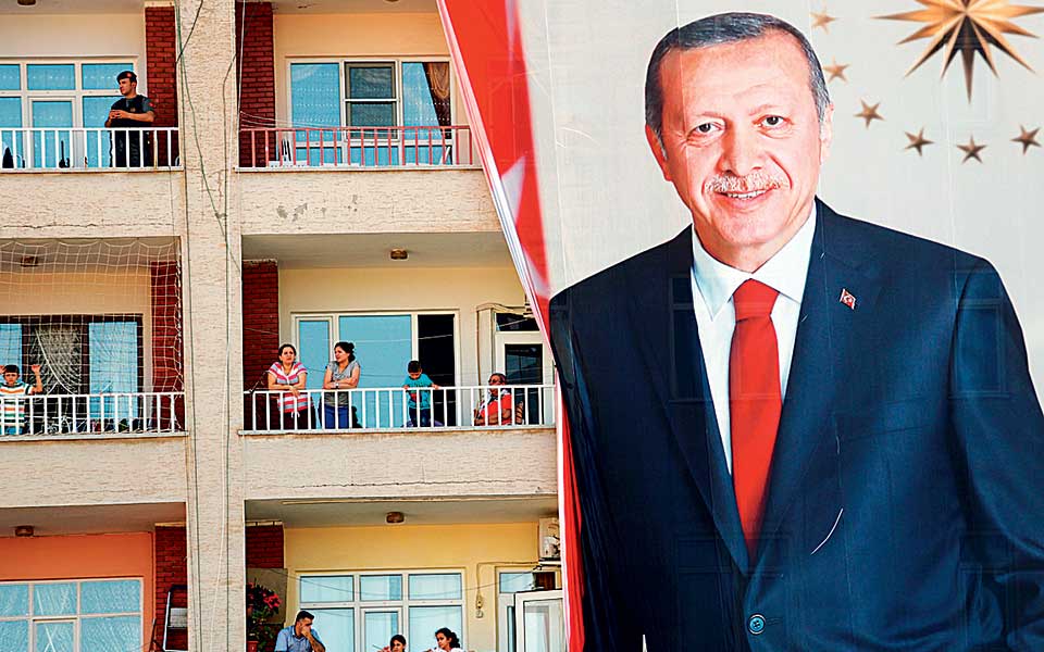 Η Τουρκία, ο Οργουελ και η… γάτα-1