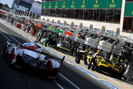 H ROLEX ήταν ο επίσημος χρονομέτρης στο ράλι 24 Hours of Le Mans-3