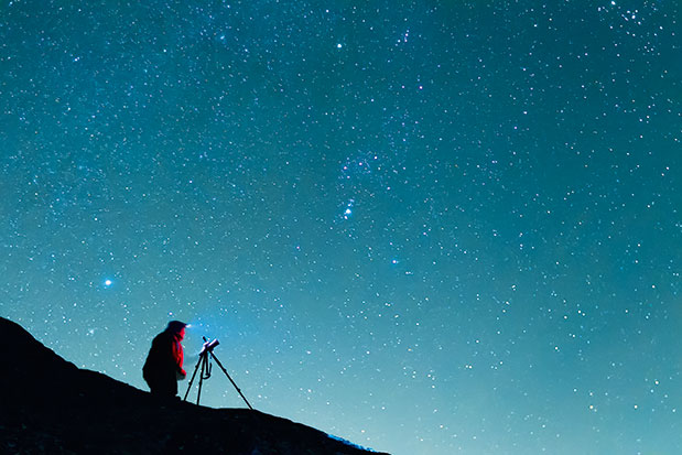 Ο Ηλίας Μαγκλίνης γράφει για τη Βόρεια Εύβοια-1