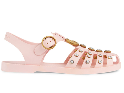 Γιατί όλα τα κορίτσια της μόδας αγοράζουν αυτά τα ”άσχημα” σανδάλια;-2